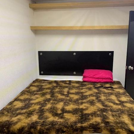 Torre Cristal Hostel Λεόν Εξωτερικό φωτογραφία